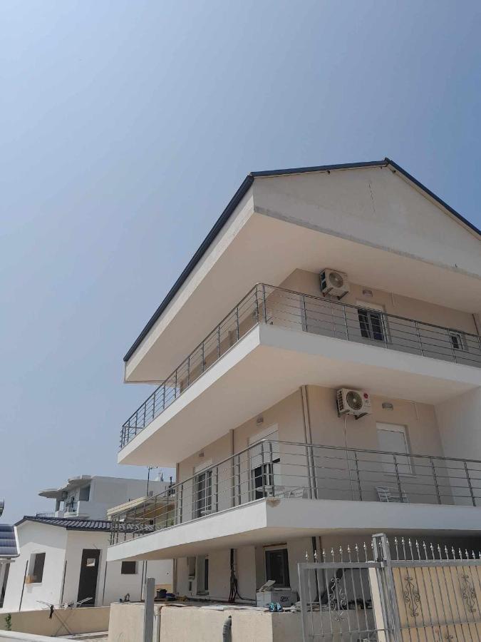 Giotis Apartment Plataria